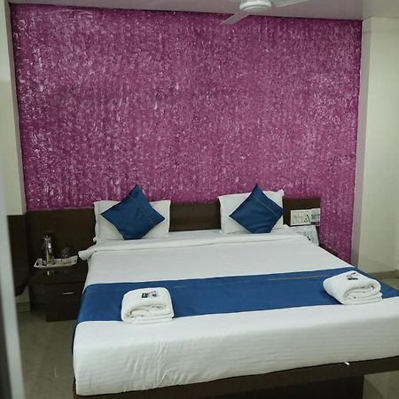 Hotel Avon International Aurangābād Esterno foto