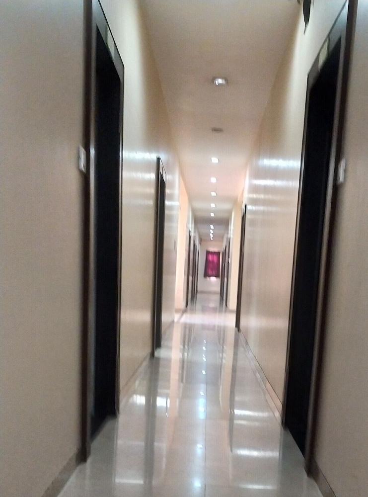 Hotel Avon International Aurangābād Esterno foto