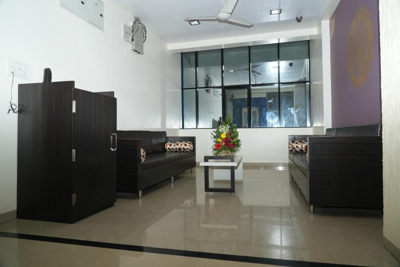Hotel Avon International Aurangābād Esterno foto