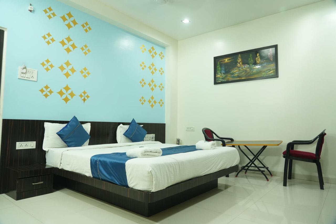 Hotel Avon International Aurangābād Esterno foto