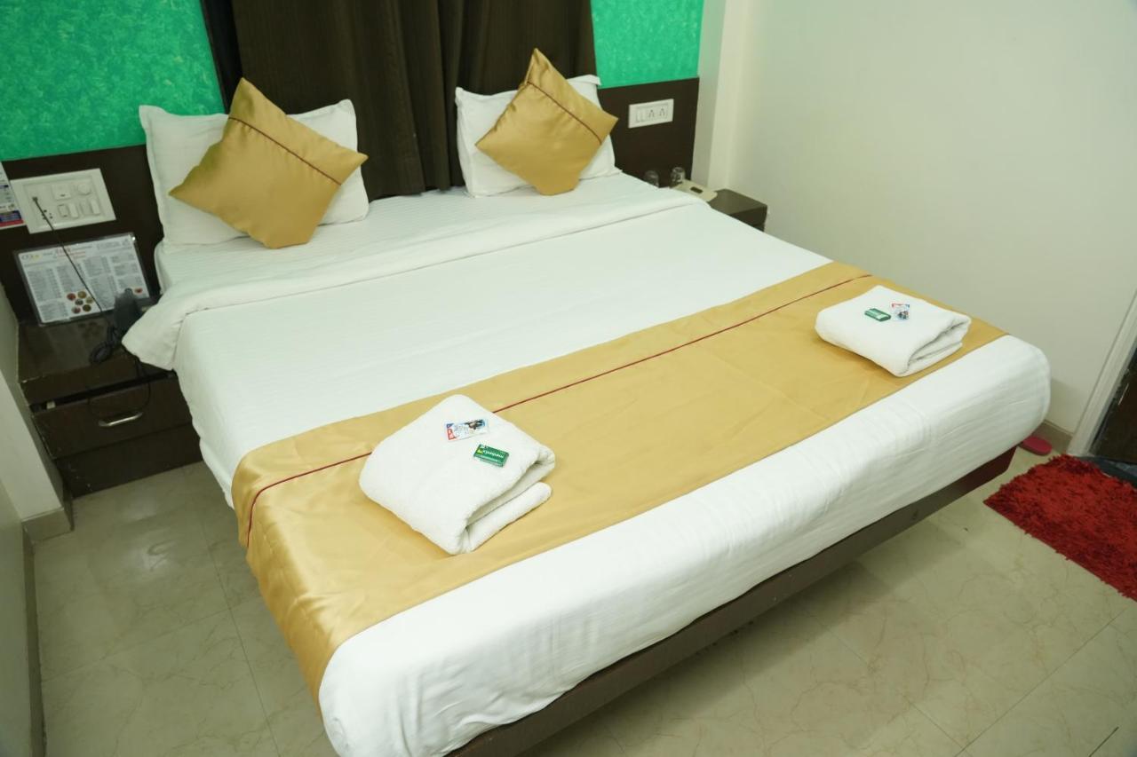 Hotel Avon International Aurangābād Esterno foto
