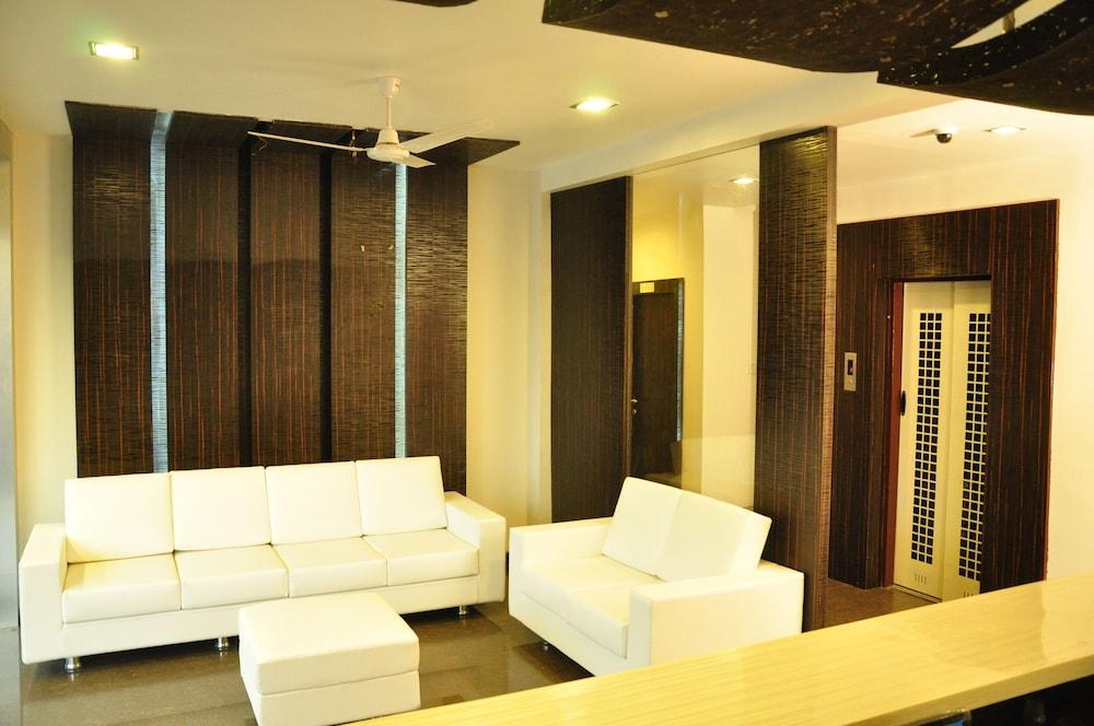 Hotel Avon International Aurangābād Esterno foto