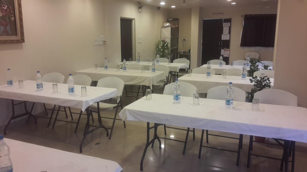 Hotel Avon International Aurangābād Esterno foto