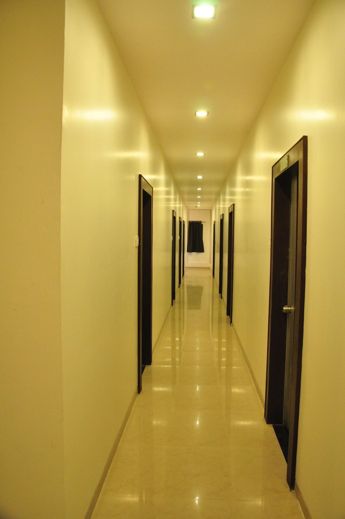 Hotel Avon International Aurangābād Esterno foto