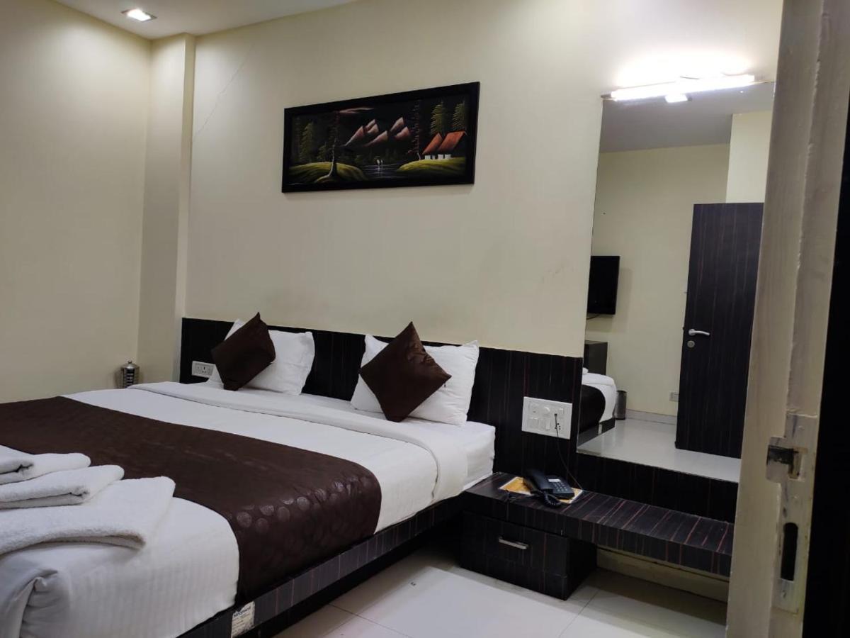 Hotel Avon International Aurangābād Esterno foto